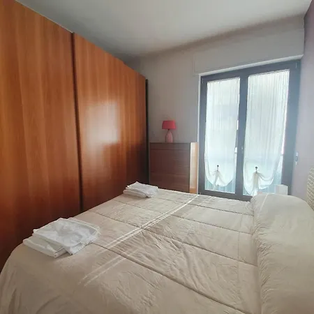 Paoletta Intra